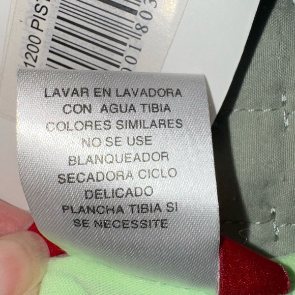 Frederick Light pistachio Green women’s cut T-Shirt. Size Medium. NWT - Picture 6 of 12